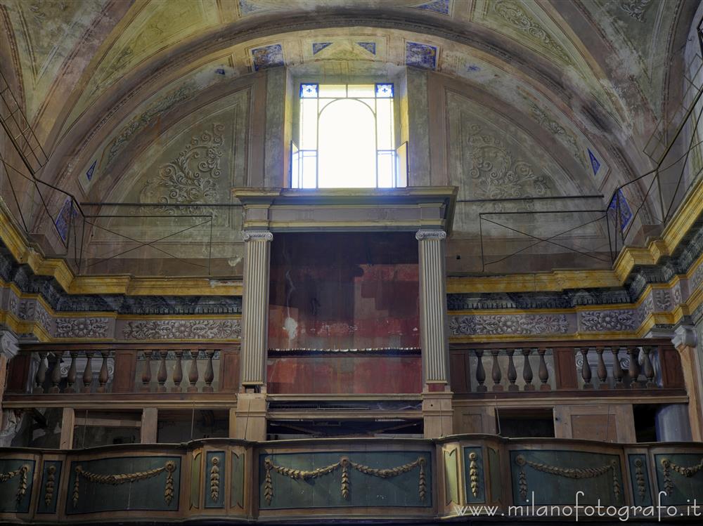 Biella (Italy) - Choir loft on the counterfacade of the  Church of Saint Nicholas
